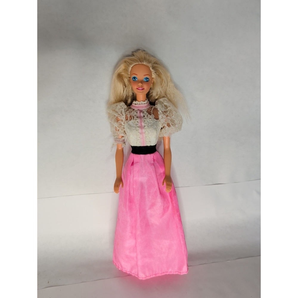 1982 Mattel Angel Face Barbie Doll 5640 Vintage Original Outfit Dress Doll Only